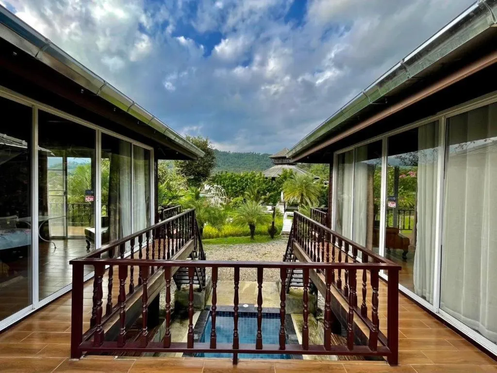 The White House Boutique Resort