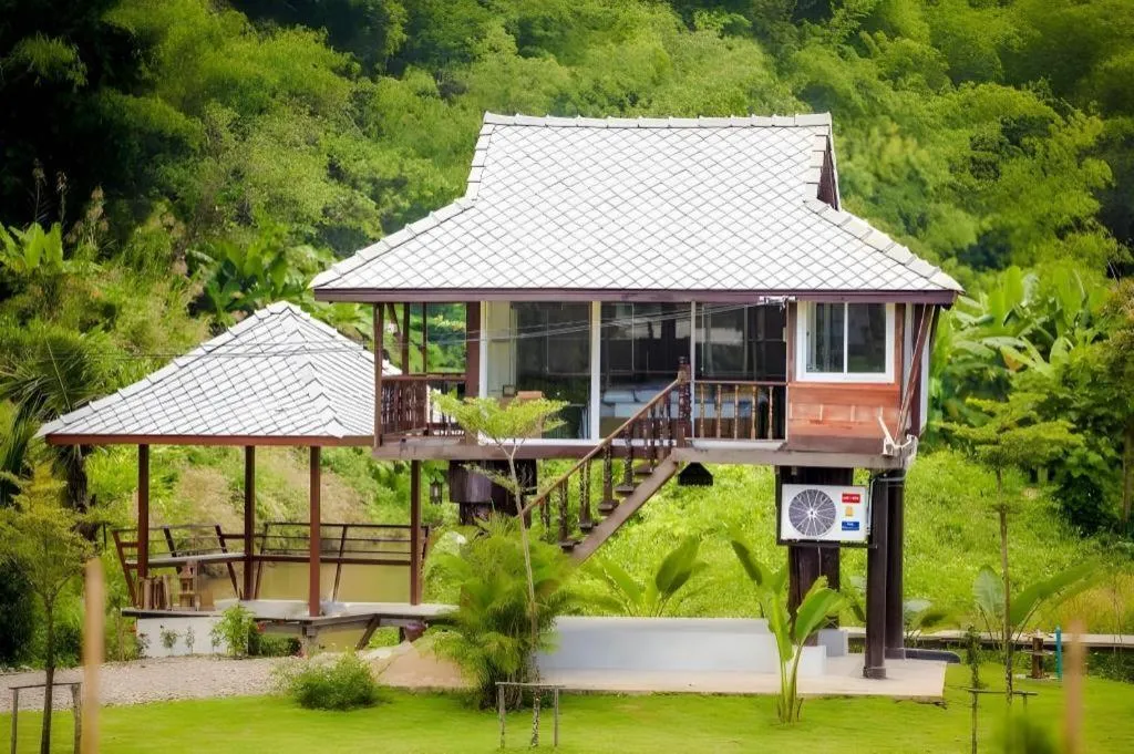 The White House Boutique Resort