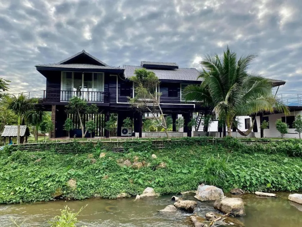 The White House Boutique Resort