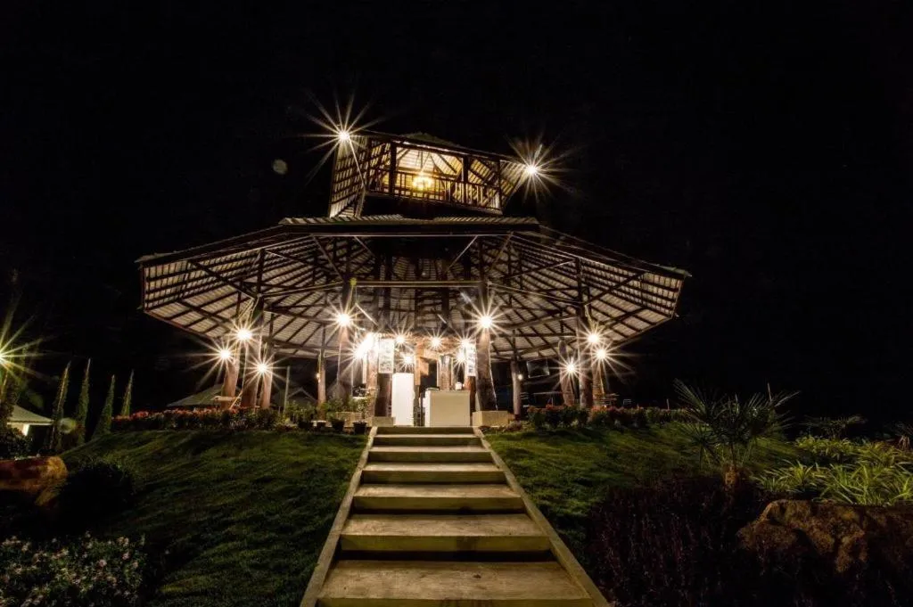 The White House Boutique Resort