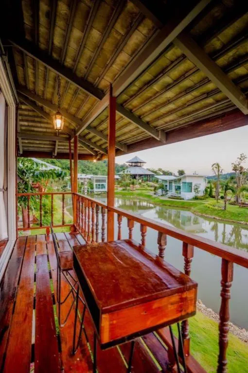 The White House Boutique Resort