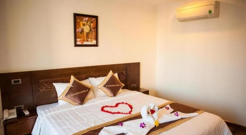 Bed in Grand Sea View Hotel