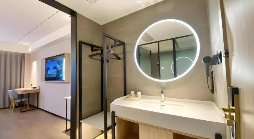 GreenTree Inn Hangzhou Linan Wanma Road Express Hotel