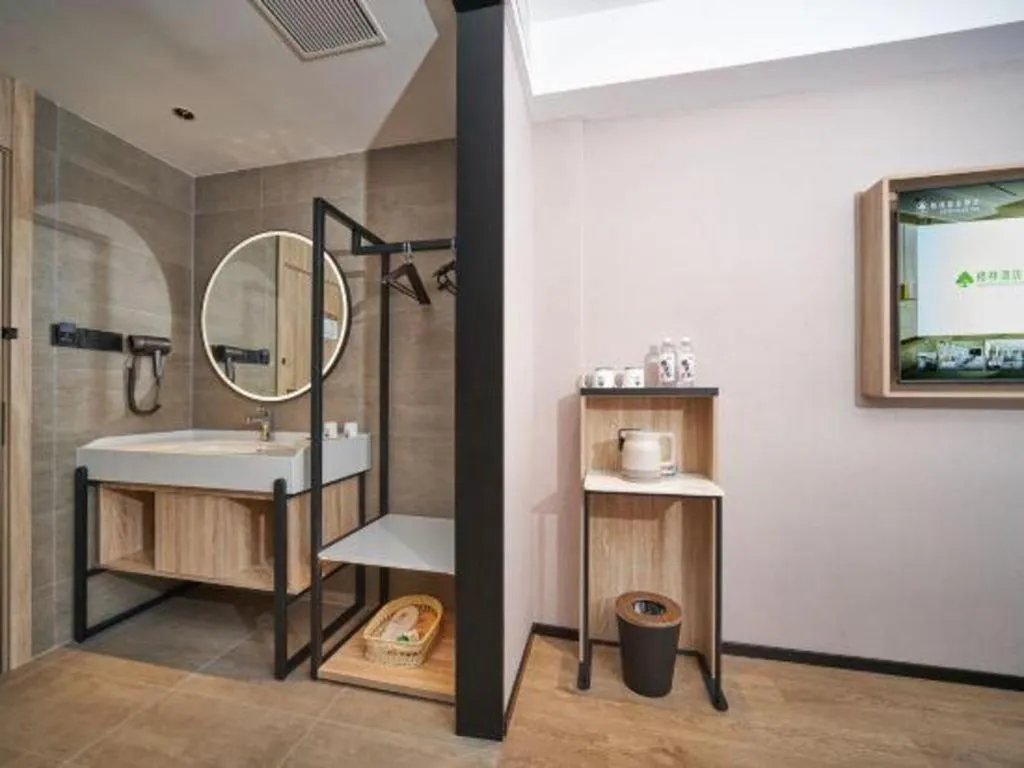 GreenTree Inn Hangzhou Linan Wanma Road Express Hotel