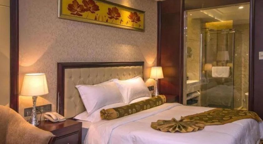 Bed in Taishan Bojue Hotel