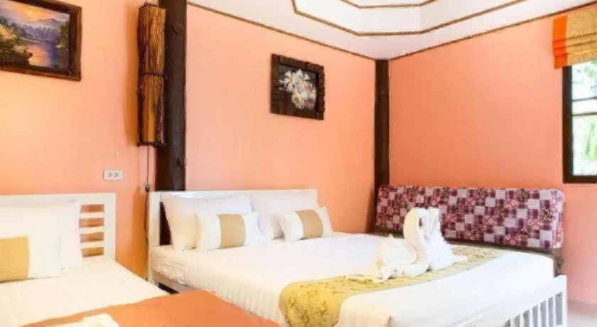 Bed in Greenview Resort