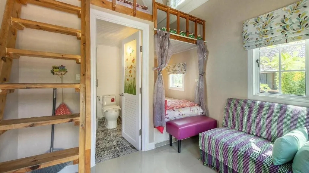 Bed in Greenview Resort