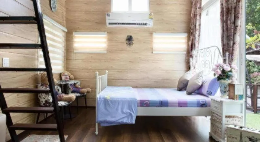 Bed in Greenview Resort