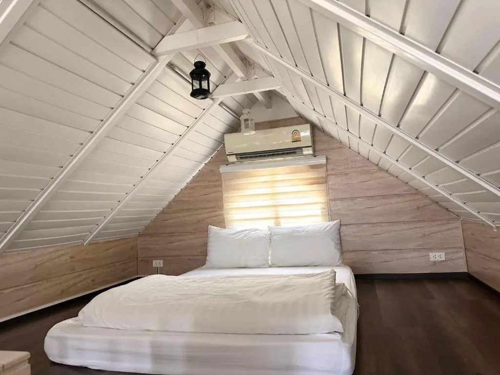 Bed in Greenview Resort