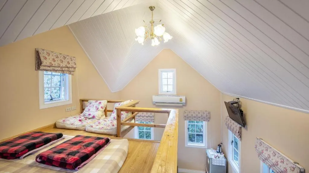 Bed in Greenview Resort