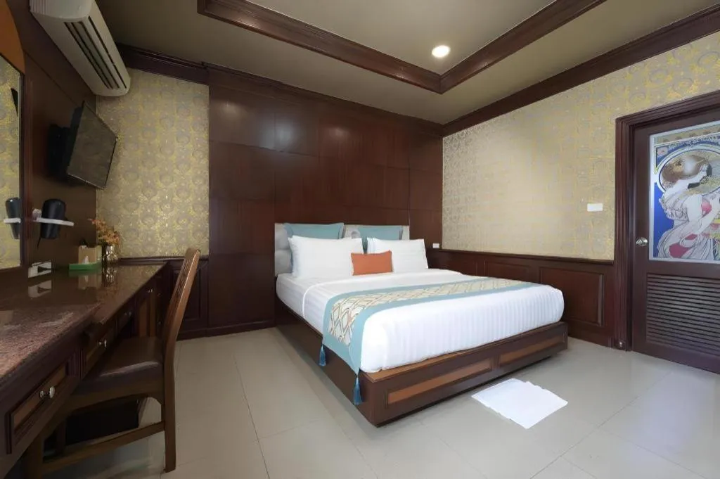 Bed in Nartsiri Hotel
