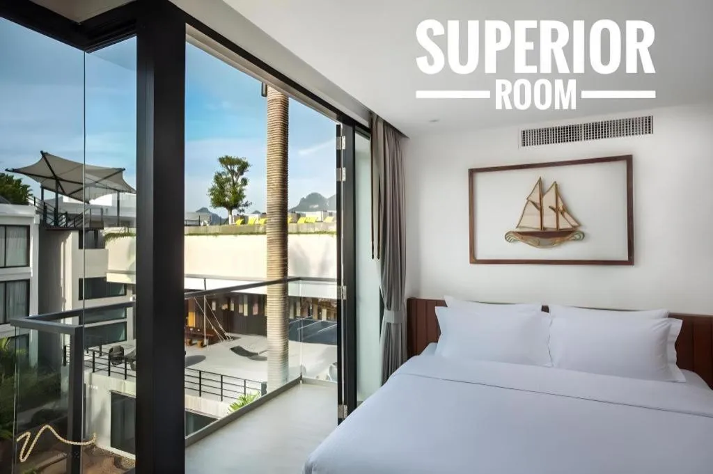 Bed in Varinah Resort