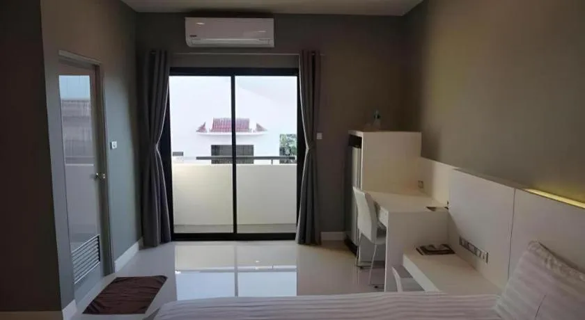 Bed in M-one Residence