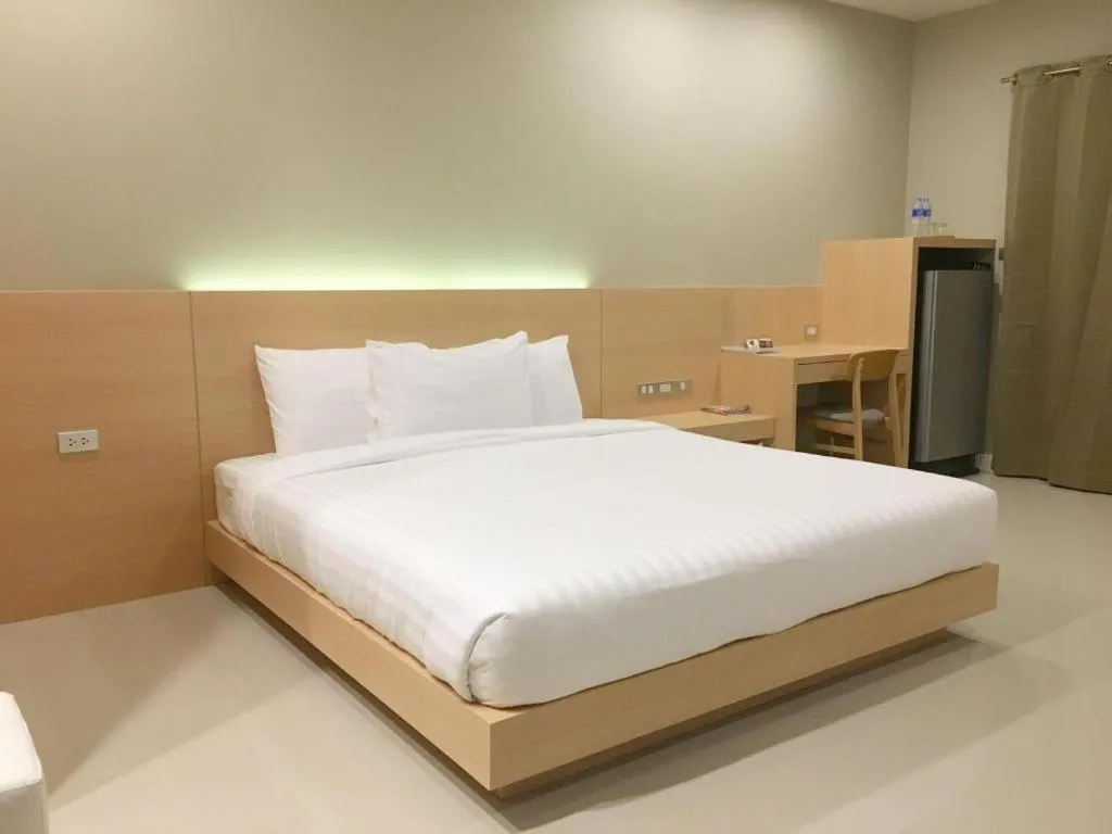 Bed in M-one Residence