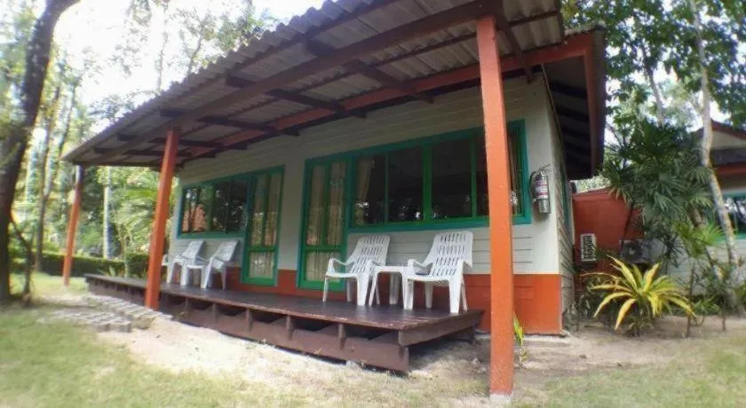 Ko Kut Ao Phrao Beach Resort