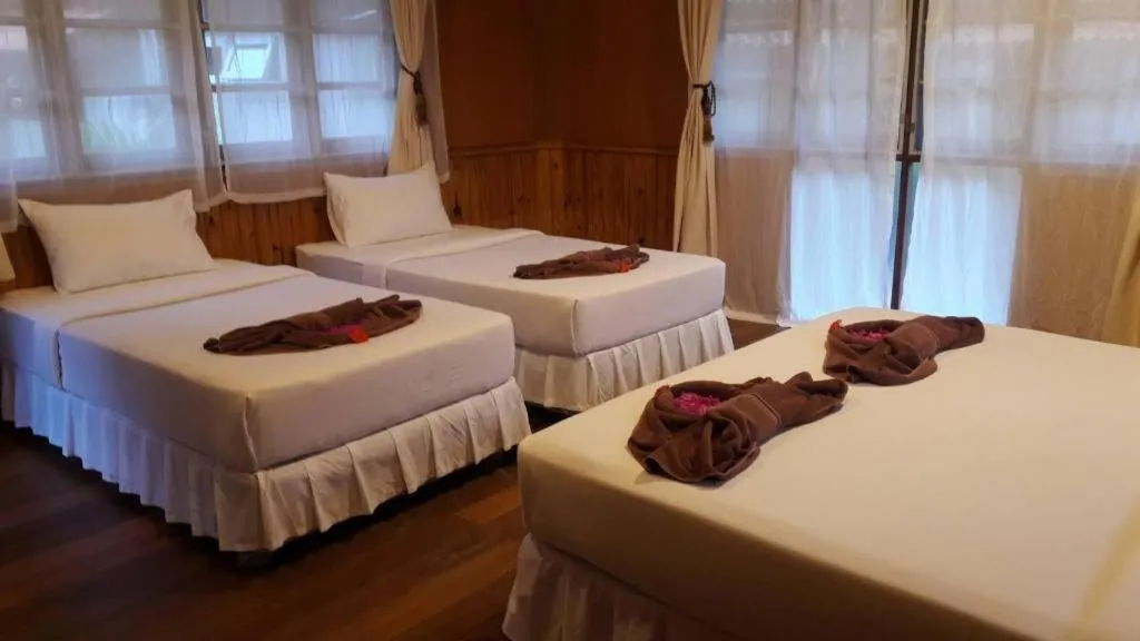Bed in Ko Kut Ao Phrao Beach Resort