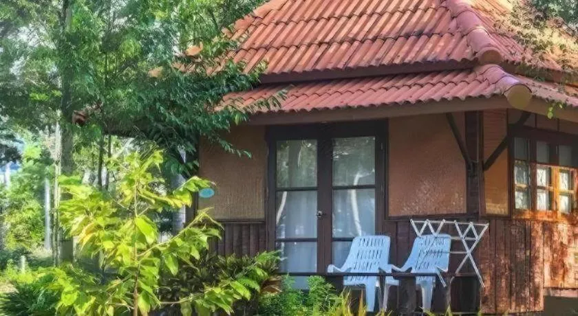 Ko Kut Ao Phrao Beach Resort