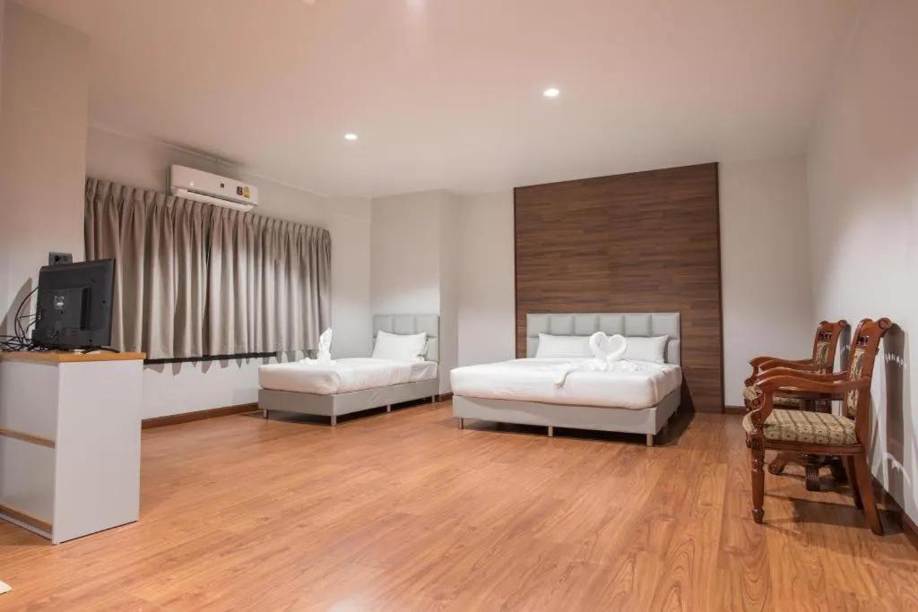 Bed in CHANTHABURI CENTER