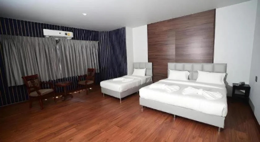 Bed in CHANTHABURI CENTER