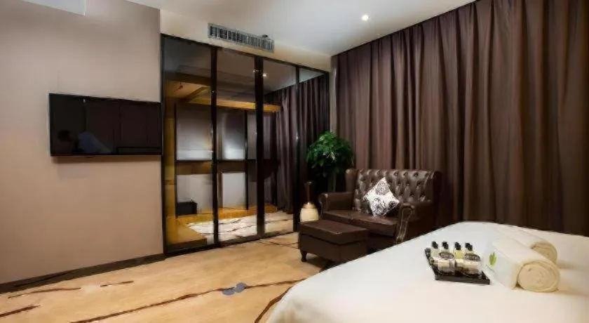 Bed in Lotus Blu Hotel