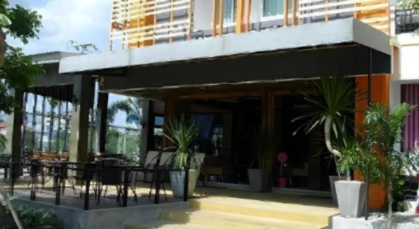 B2 Buriram Boutique and Budget Hotel