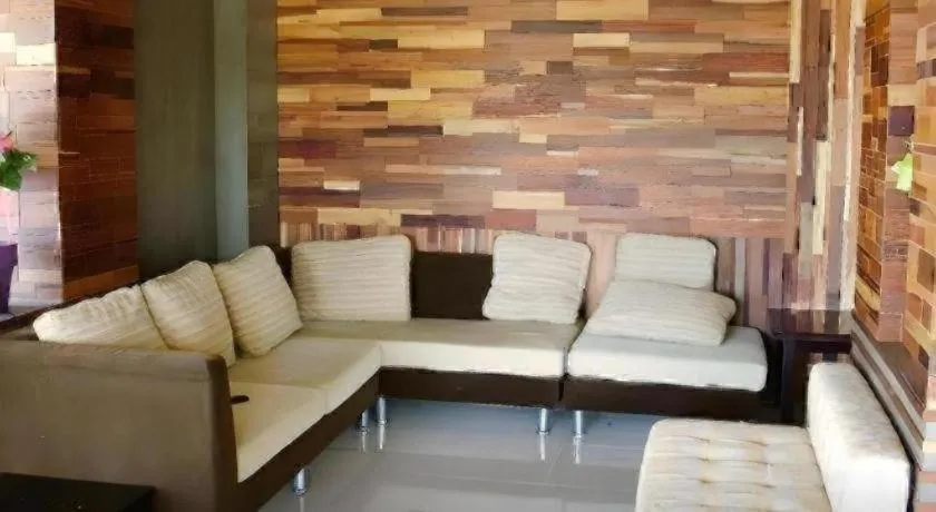 B2 Buriram Boutique and Budget Hotel