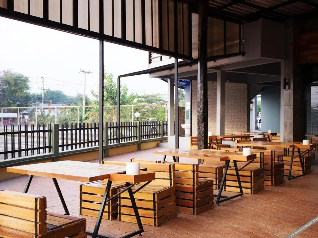 B2 Buriram Boutique and Budget Hotel