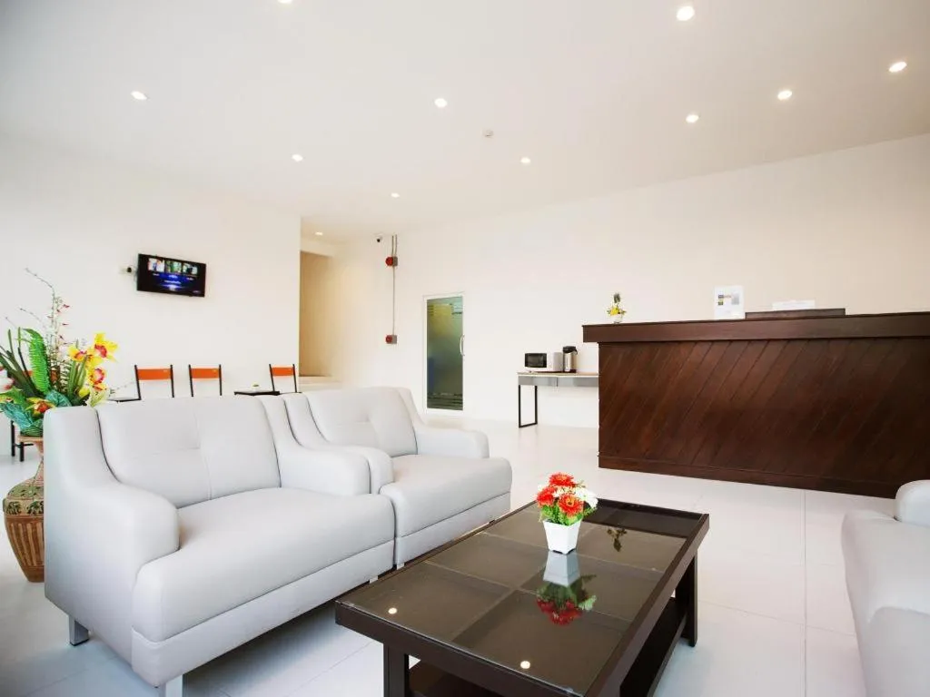 B2 Korat Boutique and Budget Hotel