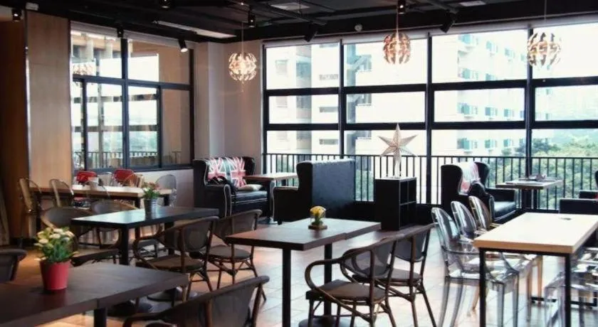 J Hotel Guangzhou University Town