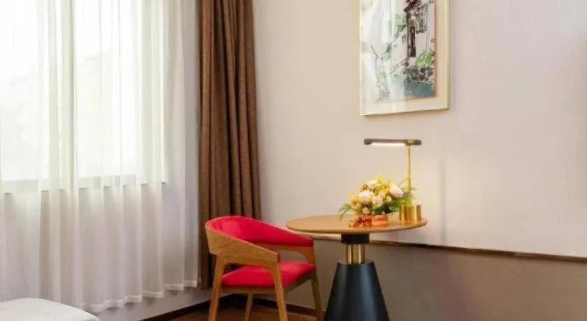 J Hotel Guangzhou University Town