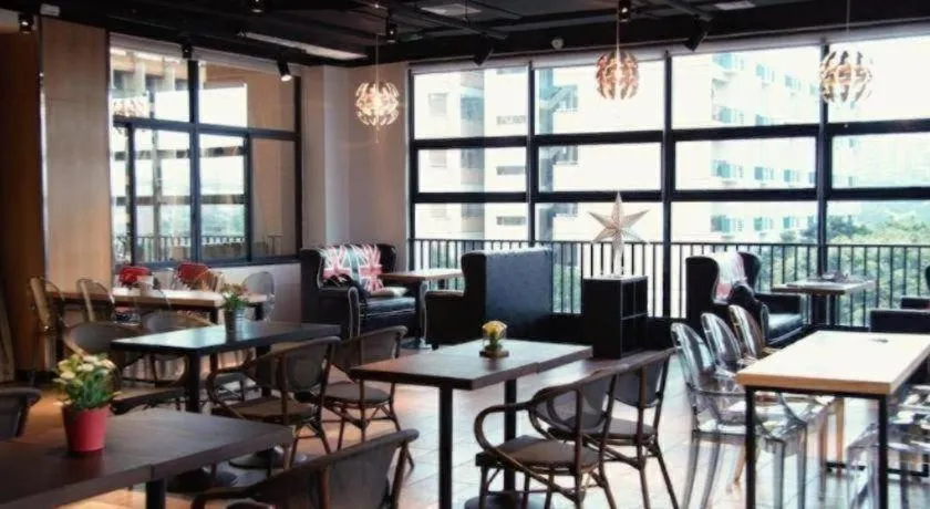 J Hotel Guangzhou University Town