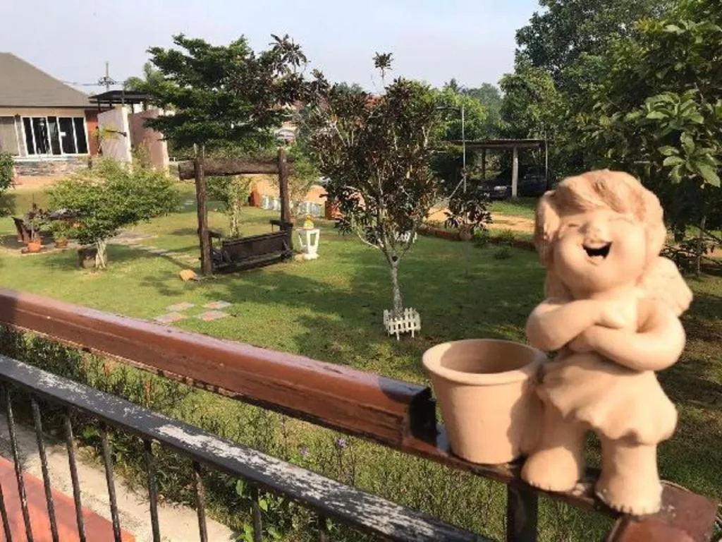 Tipparika Riverview Hotel