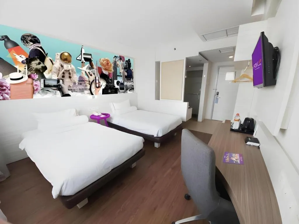 Bed in Royal Bay Hotel Makassar