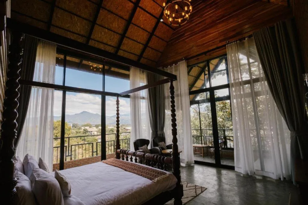 Bed in Cocoa Valley Resort