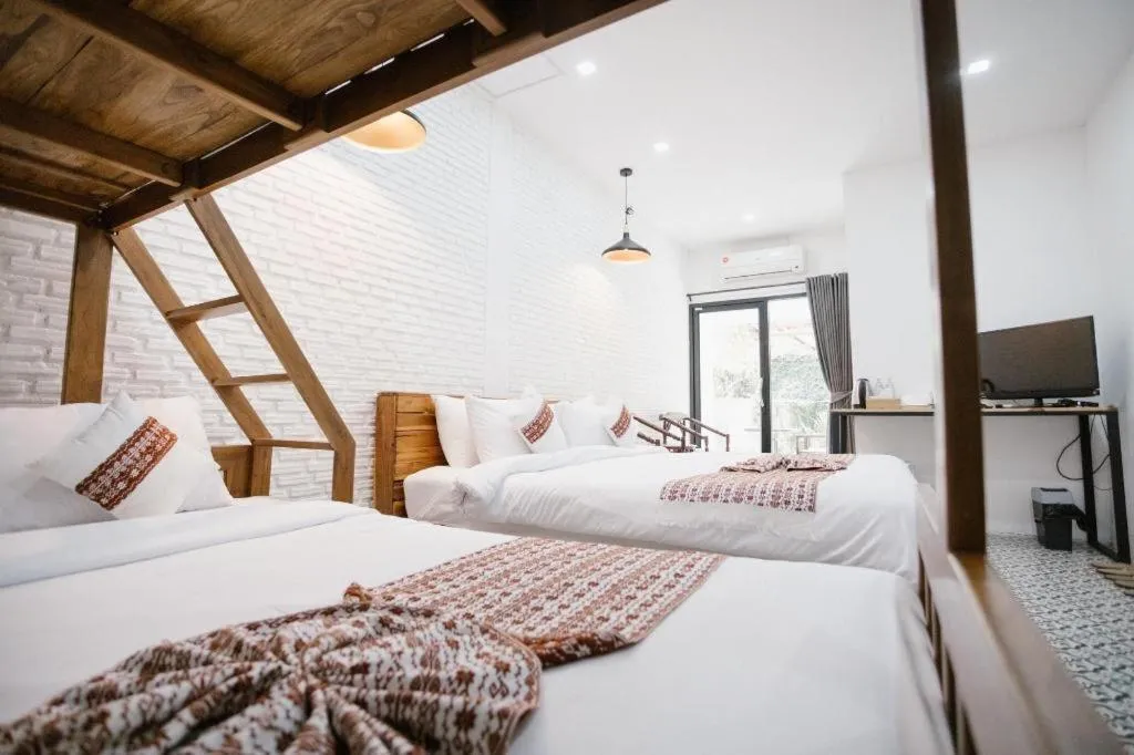 Bed in Cocoa Valley Resort