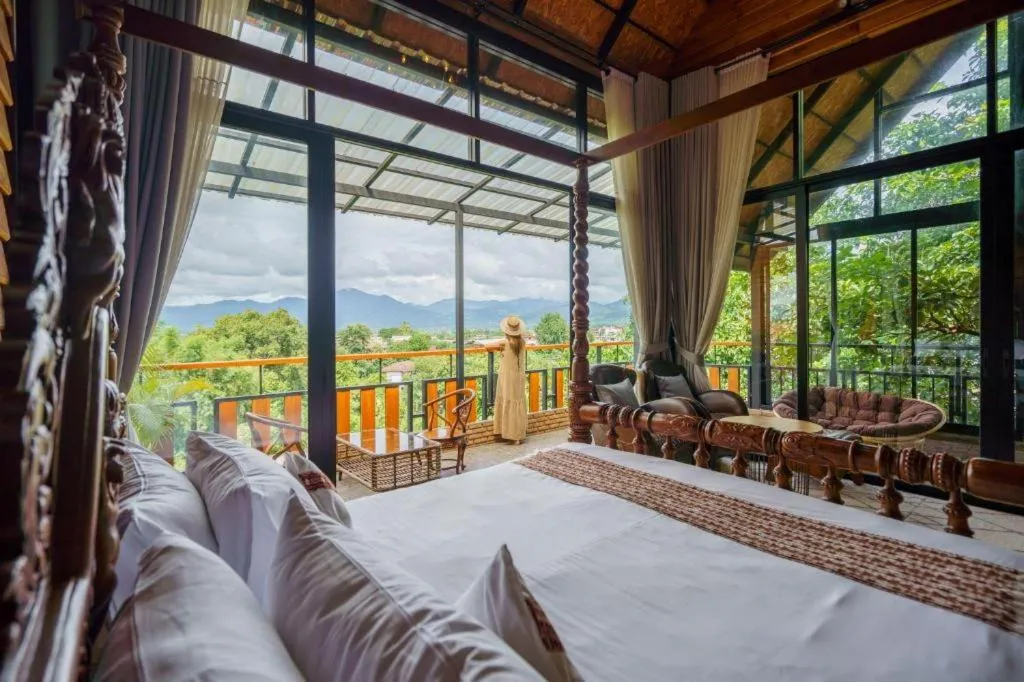 Bed in Cocoa Valley Resort