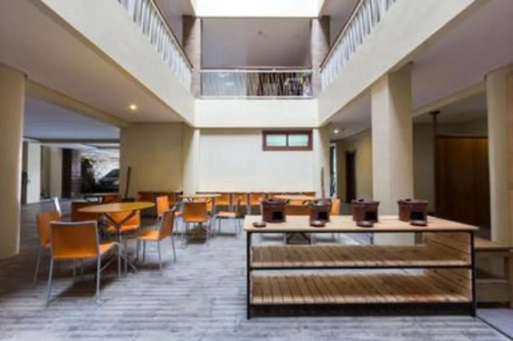 Hotel Adilla Syariah Ambarukmo