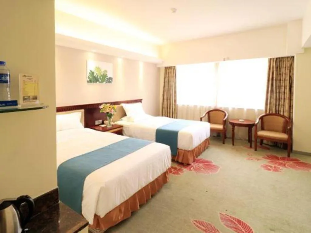 Bed in Gui Feng Hotel