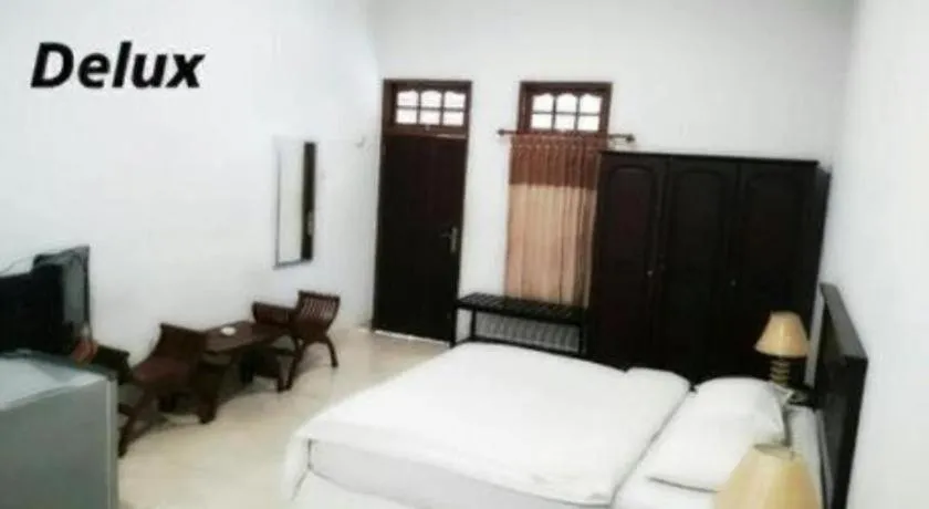 Bed in Avicenna Hotel