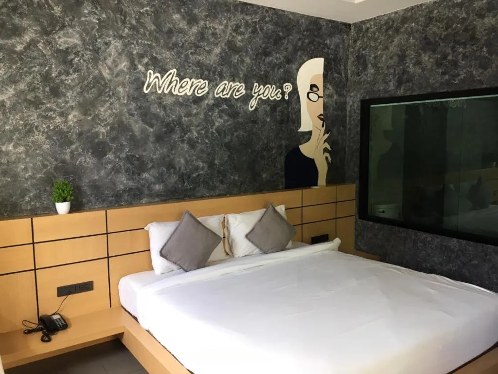 Bed in Hide & Seek Resort Krabi