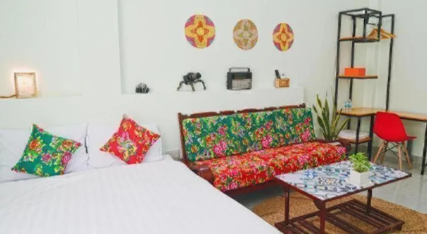 Bed in Birdnests Hotel