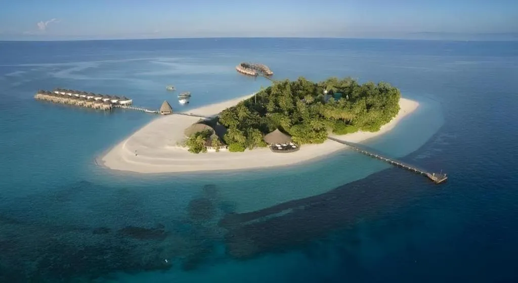 Angaga Island Resort and Spa