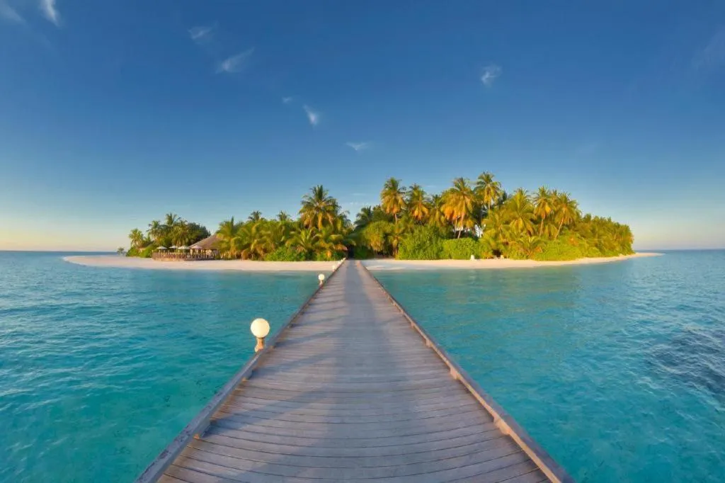 Angaga Island Resort and Spa