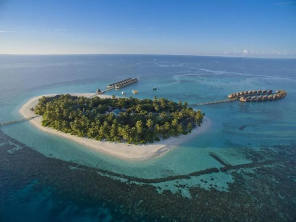 Angaga Island Resort and Spa