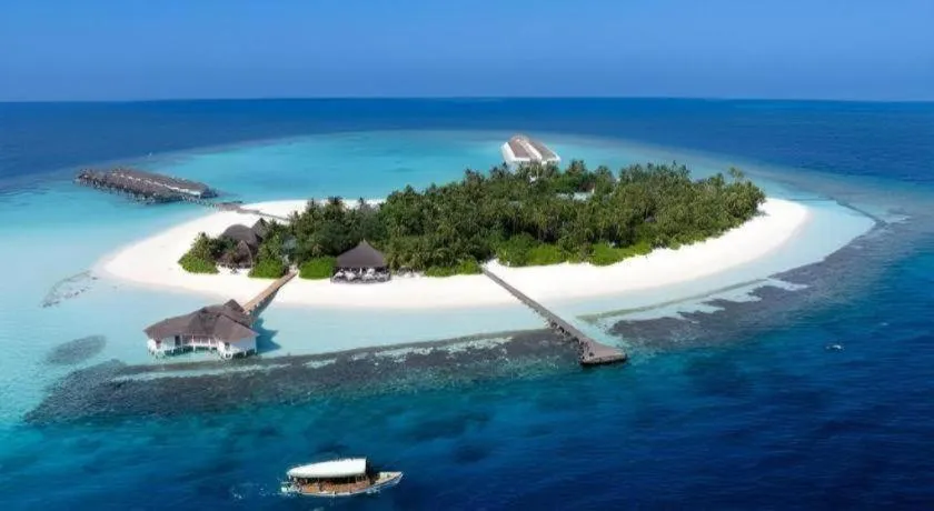 Angaga Island Resort and Spa