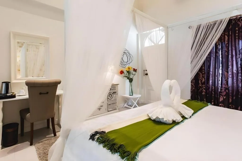 Bed in Verona Boutique Hotel - The Verona Co., Ltd