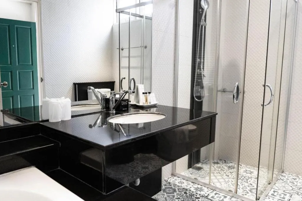 Verona Boutique Hotel - The Verona Co., Ltd