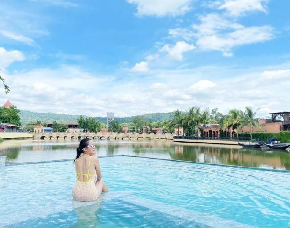 Verona Boutique Hotel - The Verona Co., Ltd