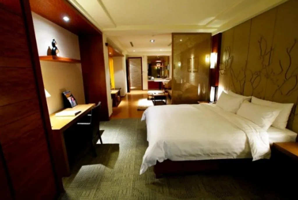 Bed in Huana Hotel Minhang Shanghai