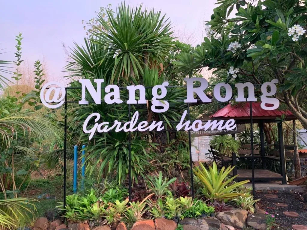 Nangrong garden home